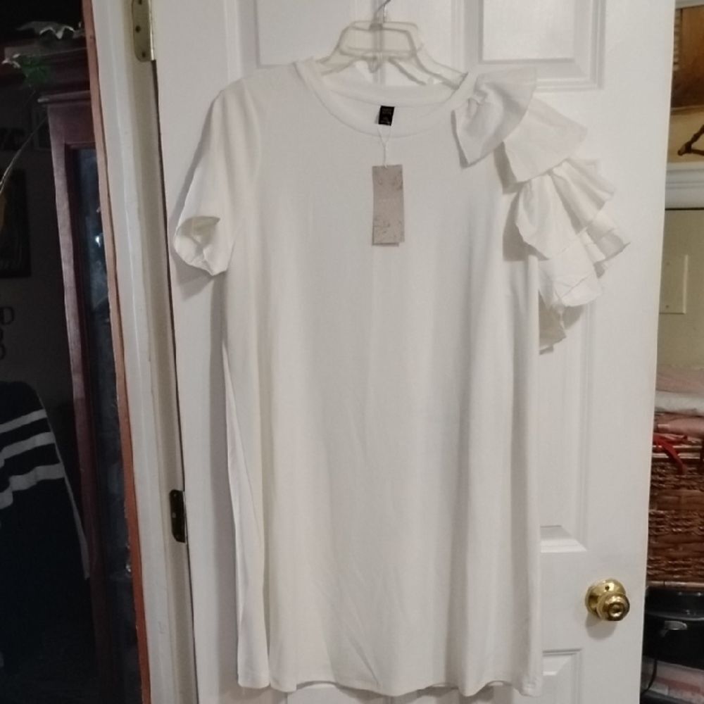 Elegant White Ruffle Sleeve Top Dress